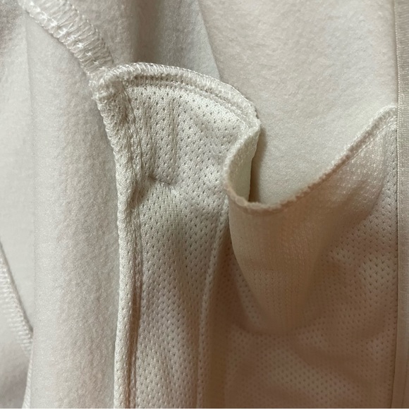 North Face Women's Ivory Color Hoodie, Size S/P, Zip up, Pre-Owned - Picture 8 of 14